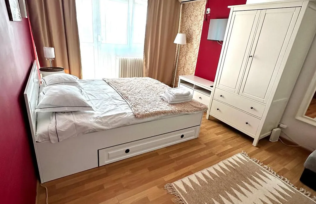 Apartamento Le Petit Paris- , Dorobanti With A View *
