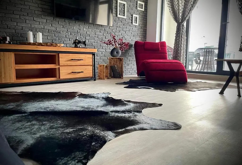 Iconic Loft - Private Parking, Netflix Apartamento Bucarest