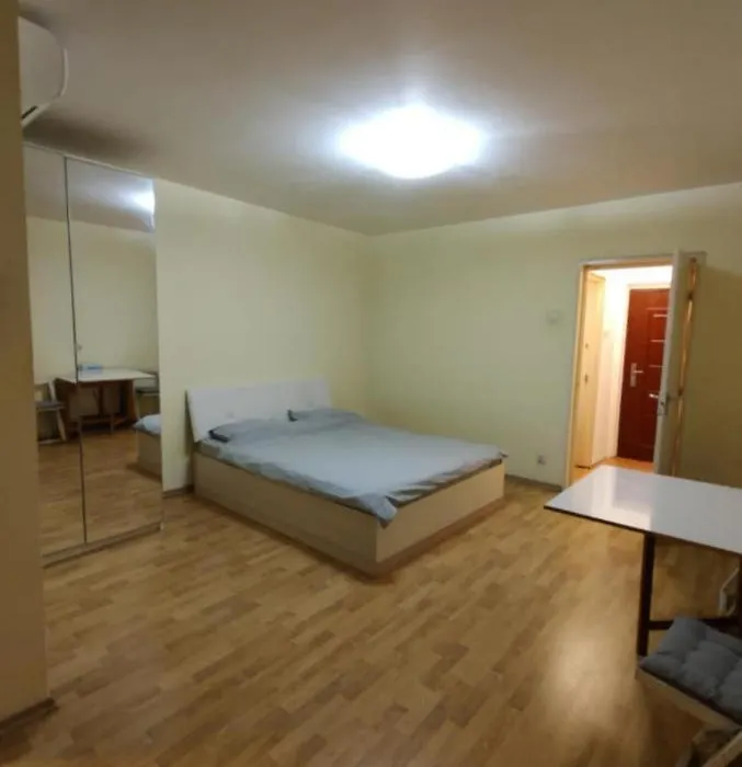 Bedroom In The Centre Nearby Metro Station Apartment Bucharest