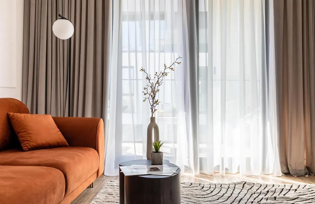 Park Lane Luxury Apartment
