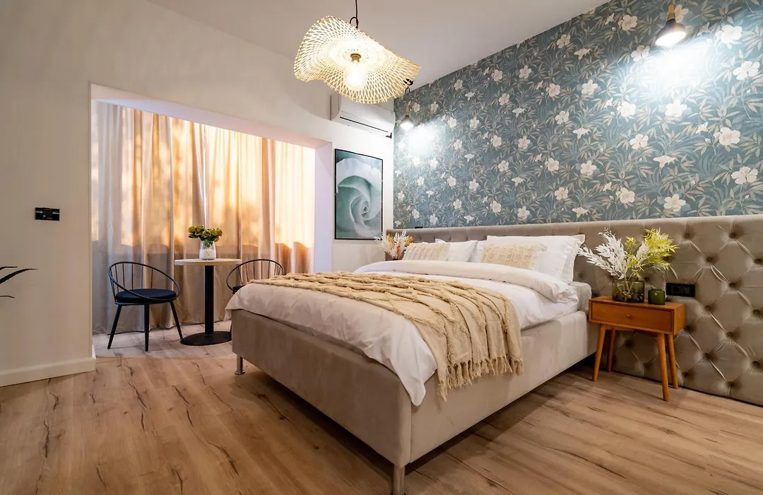 Ultracentral Coziness: Modern On Calea Victoriei Appartement *