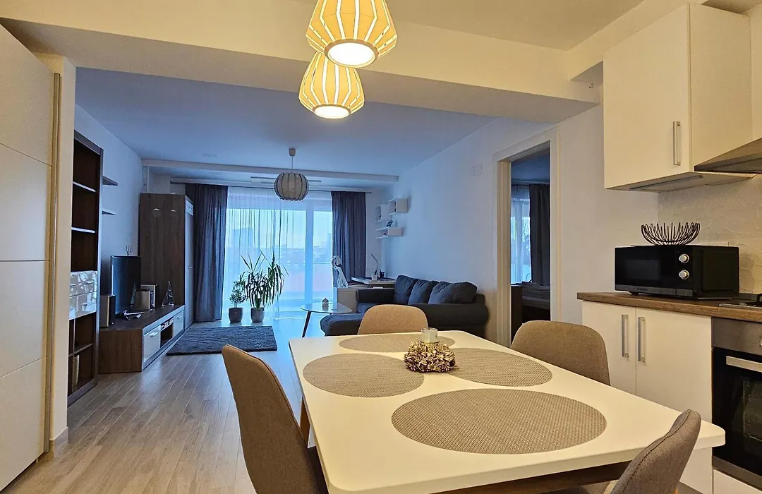 Central District Cuza 99 Апартаменты Бухарест