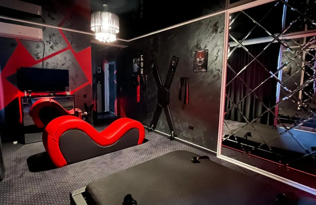 Adult Only Fantasy * Bucarest