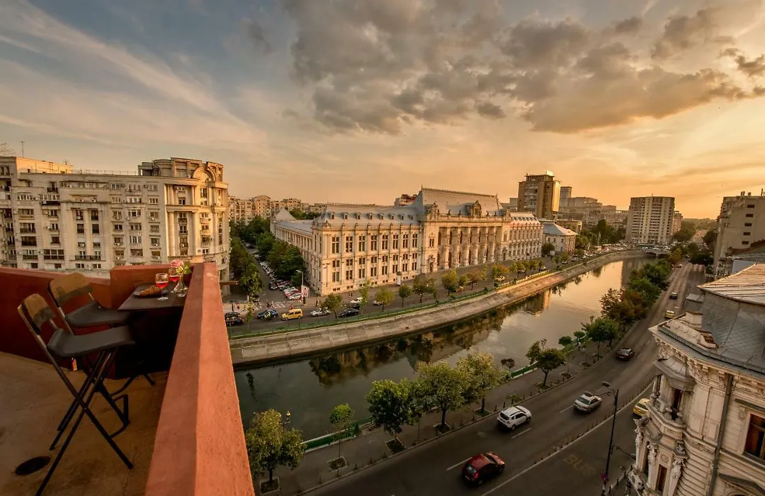 Апартаменты Rooftop View In - Baroque Apt. *