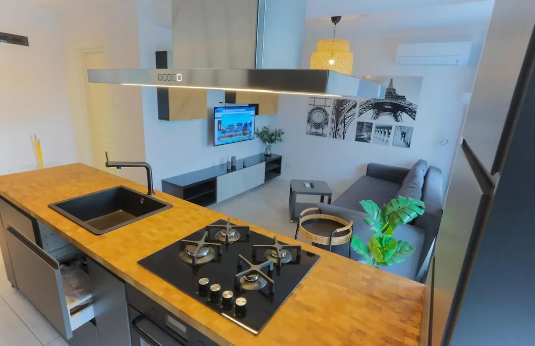 2 No15 Free Parking Catedral Apartament