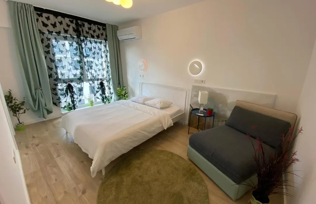 109-7 With Roof View Apartment *
