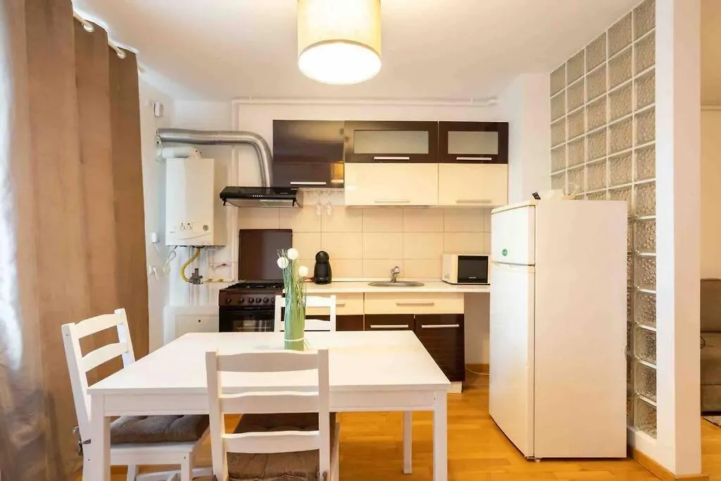 Perfect With View And Undergound Parking Apartament