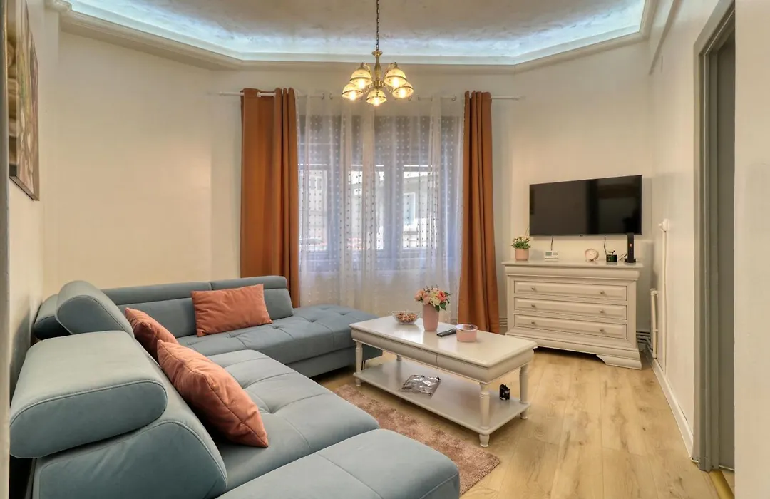 Central Charm Retreat * Bucarest